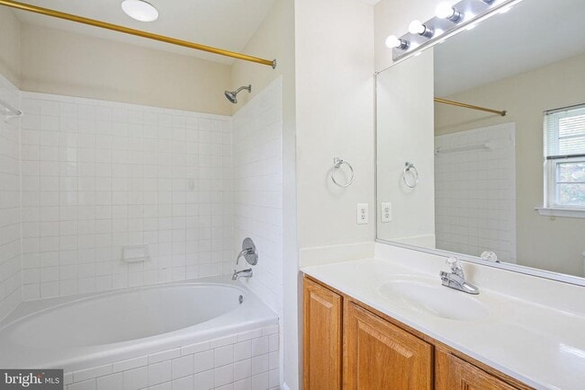 Building Photo - 6294 Wild Swan Way