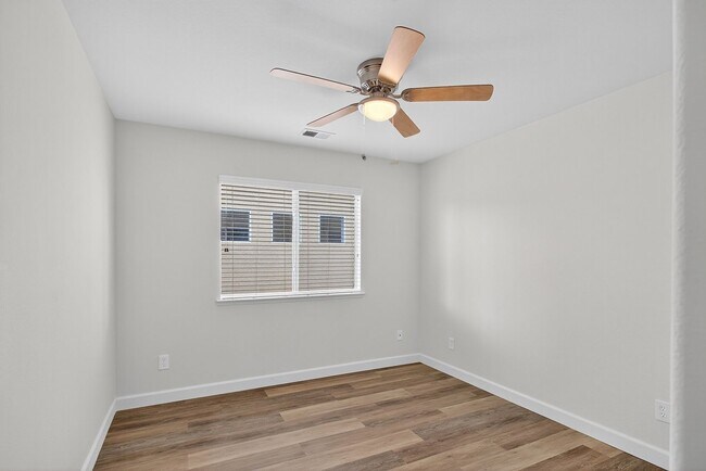 Building Photo - Most Desireable Neighborhood in Temecula  Eastridge by Redhawk