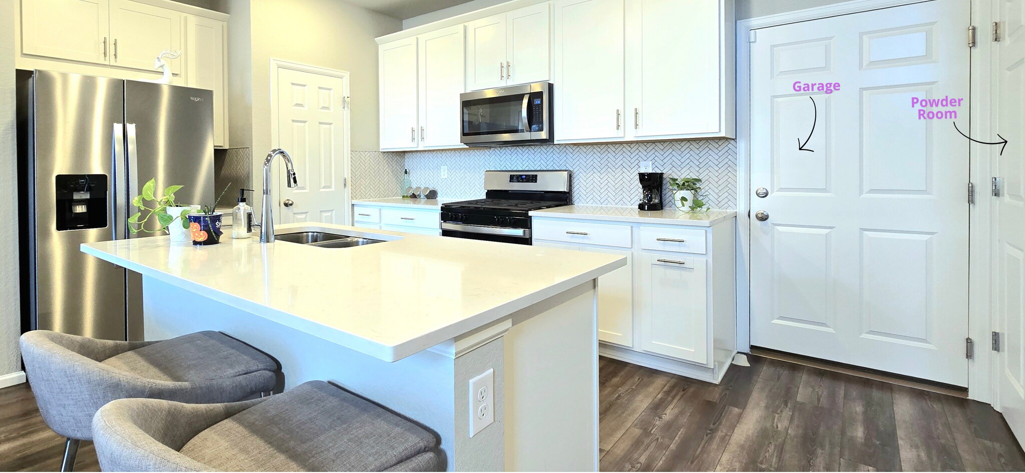 Kitchen - 5051 S Robb Ct