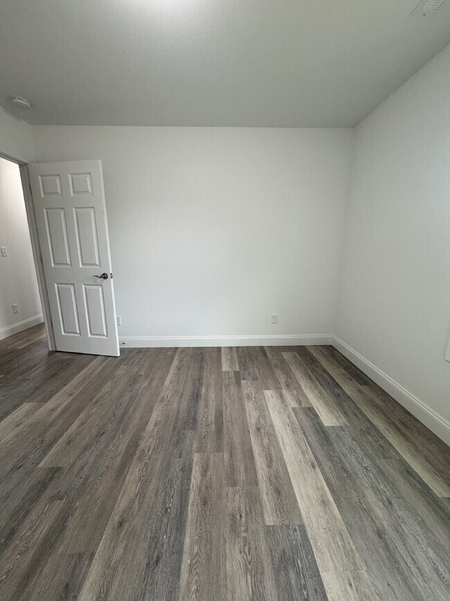 Building Photo - "Charming 3-Bedroom Retreat with 2 Full Baths on Quinn Hill Lane, Mars Hill!"