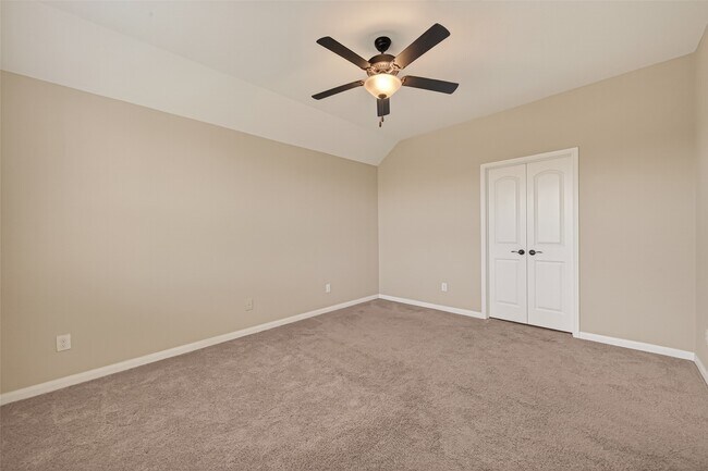 Building Photo - 21218 Echo Manor Dr