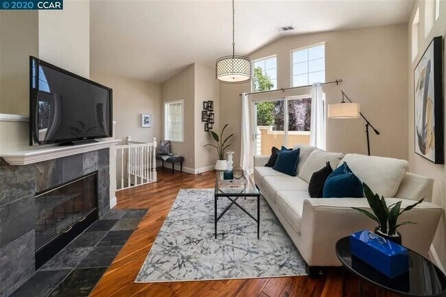 Primary Photo - Two Bedroom/Two Bathroom Condo Available i...