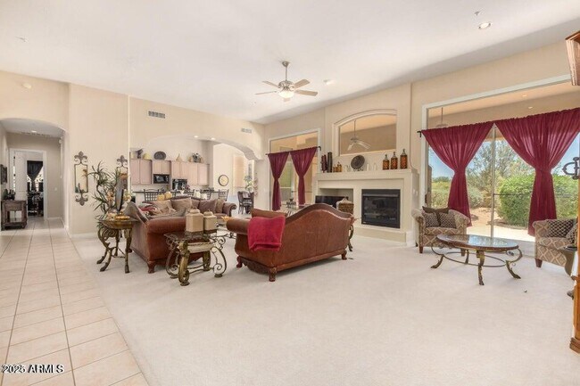 Building Photo - 8115 E Sand Flower Dr