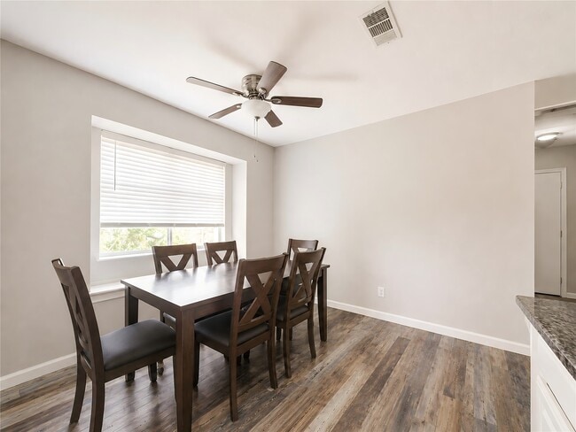 Building Photo - 12710 Fenimore Ct