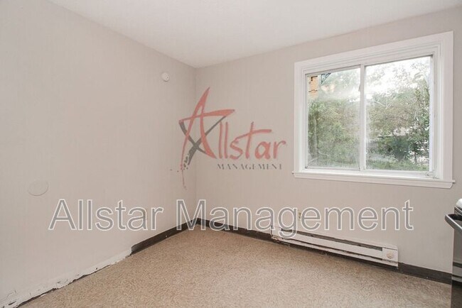 Building Photo - 1316 Massachusetts Ave