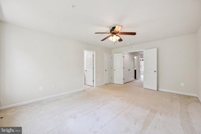 Building Photo - 220 Tanner Ln