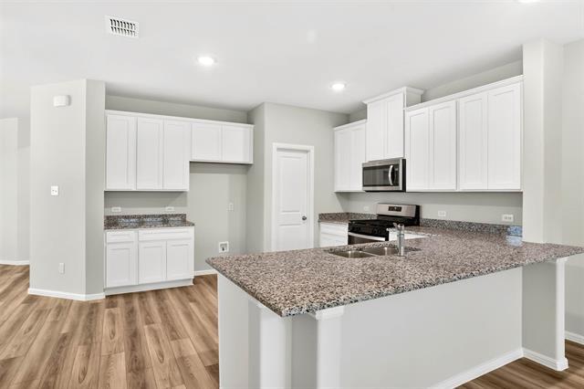 Building Photo - 736 Portina Dr