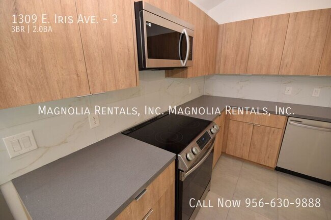 Building Photo - 1309 E Iris Ave