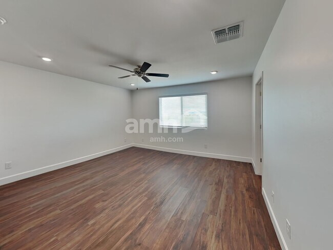 Building Photo - 6076 W Paseo Hilario