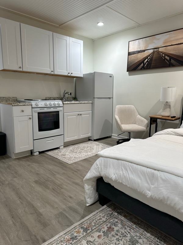 Building Photo - 13106 Wellford Dr