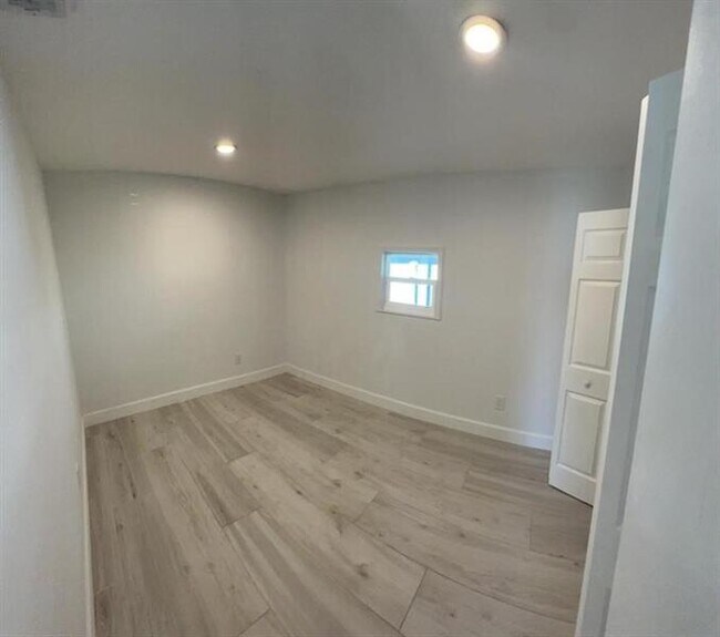 Building Photo - 8415 Red Wagon Ln