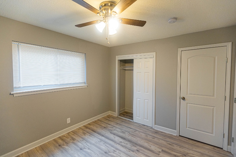 Building Photo - 11216 W 60th St