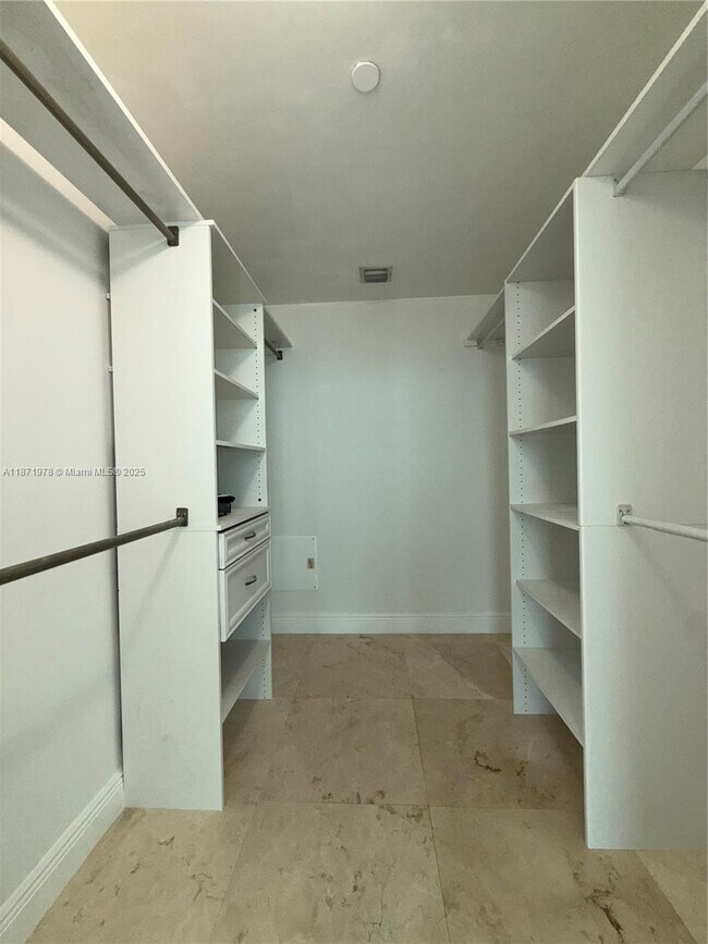 Building Photo - 888 Biscayne Blvd