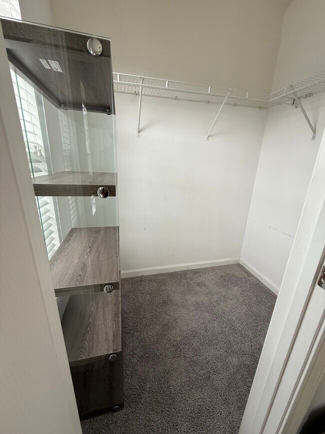 Building Photo - 3242 Hidden Cove Cir NW