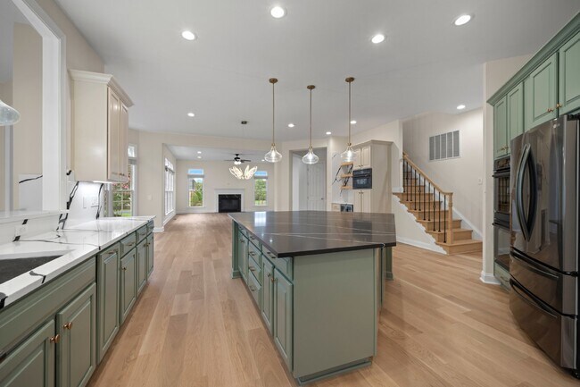 Building Photo - 27556 Paddock Trail Pl