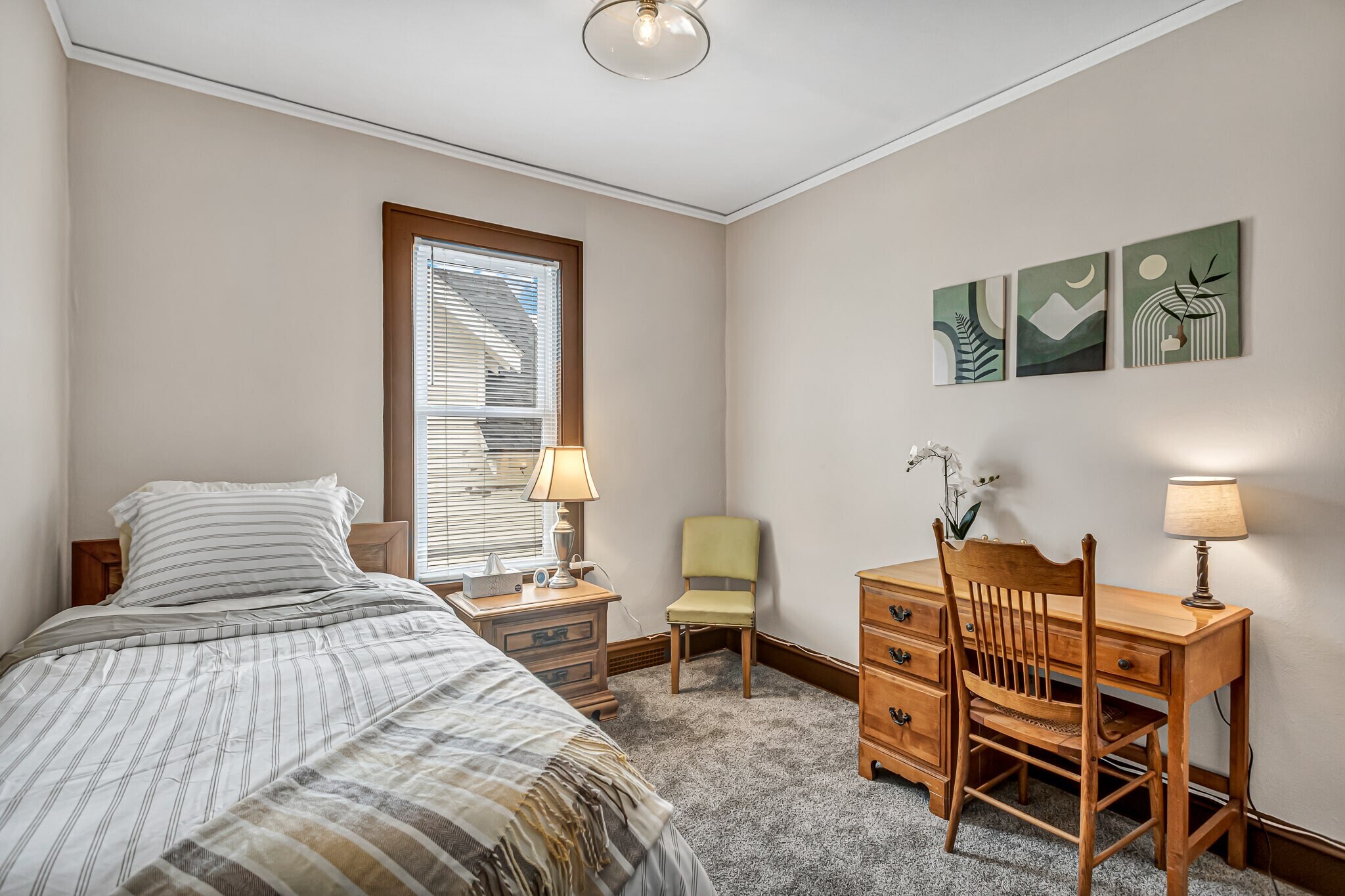 Building Photo - 817 Bell Ave