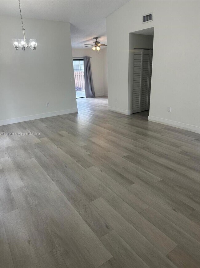 Building Photo - 9630 SW 152nd Ave