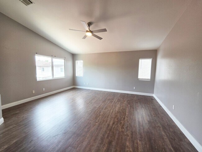 Building Photo - 9946 Burton Lake Ct
