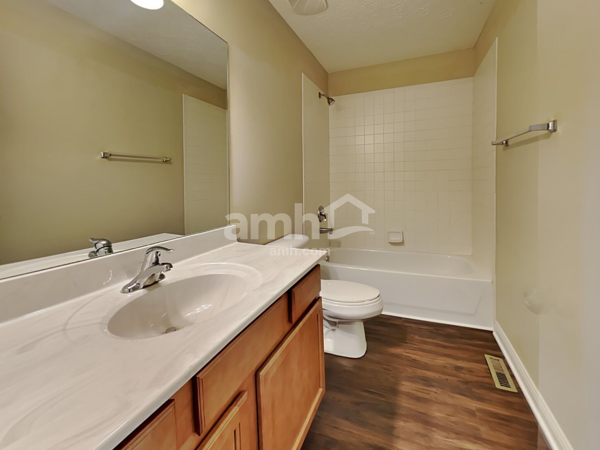 Building Photo - 8133 Darlene Ter