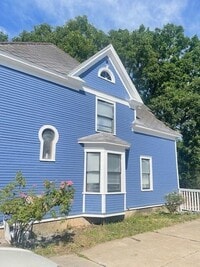 Building Photo - 116 W McKay St