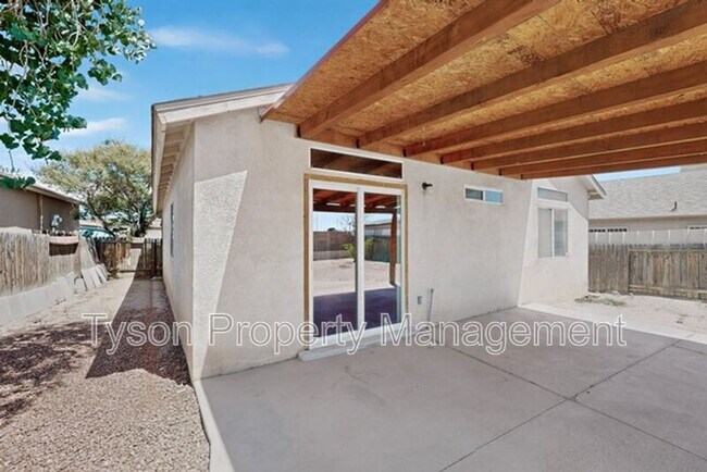 Building Photo - 1609 Rolling Rock Pl SW