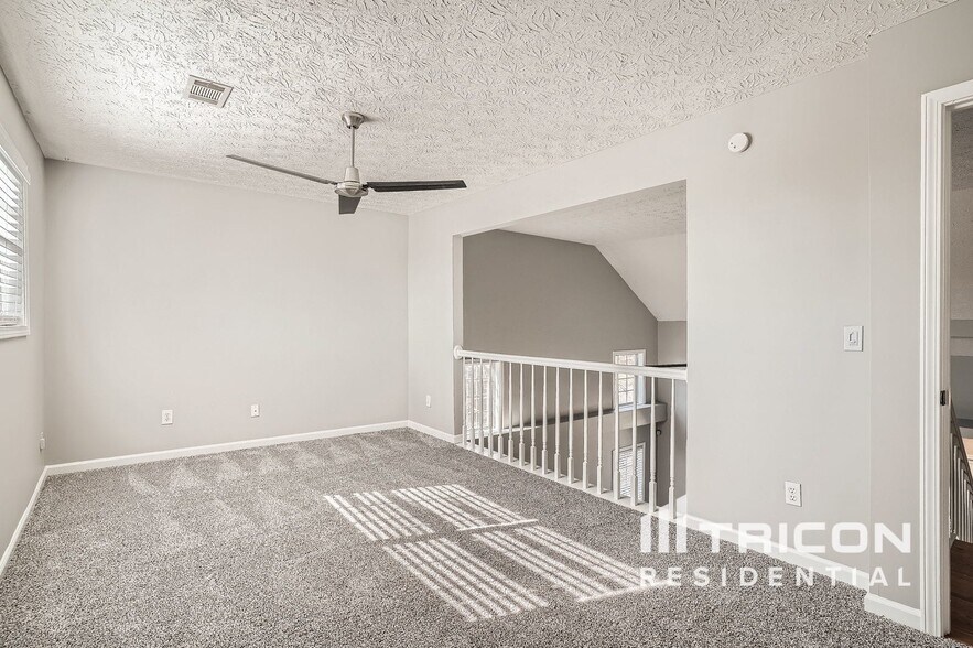 Building Photo - 210 Boca Ciega Ct