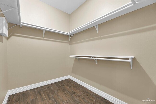 Building Photo - 29 Barcelona Blvd