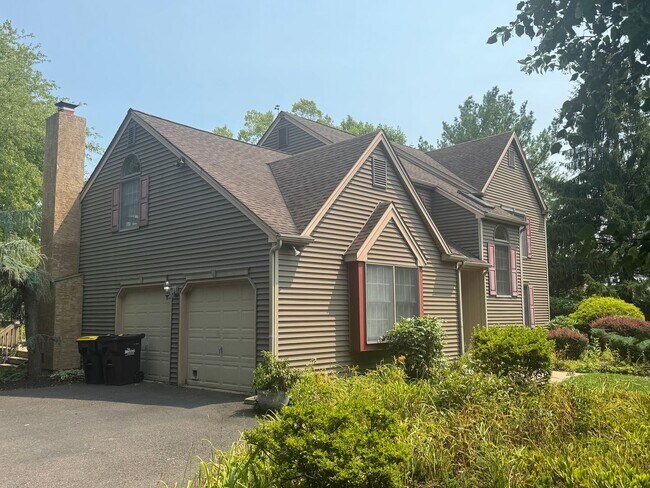 Building Photo - Montgomery Township 3 Bedroom 2.1 Bath Colonial with loft for rent $3,200/month