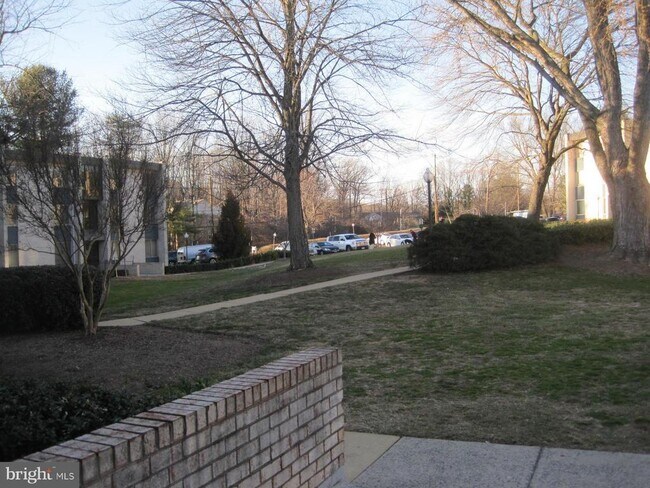 Building Photo - 2509 Baltimore Rd