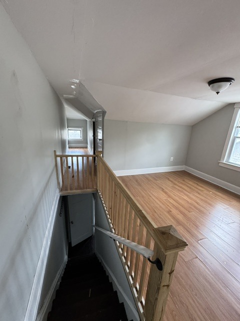 Building Photo - 255 Hollywood Dr