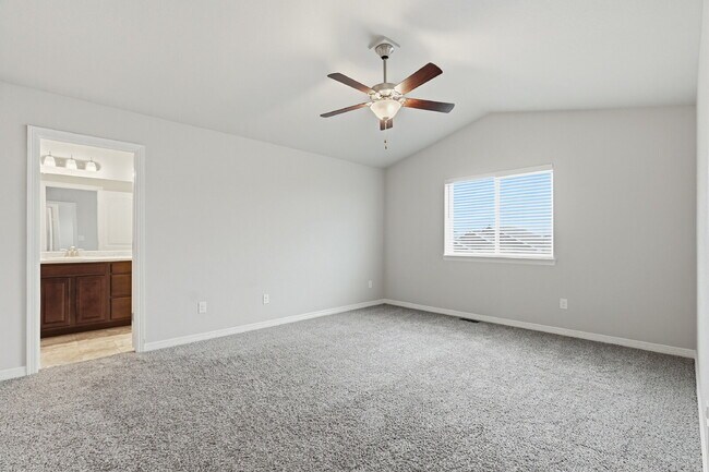 Building Photo - $2,240.95, 3 bed, 2.5 bath located in Colorado Springs with a large backyard.