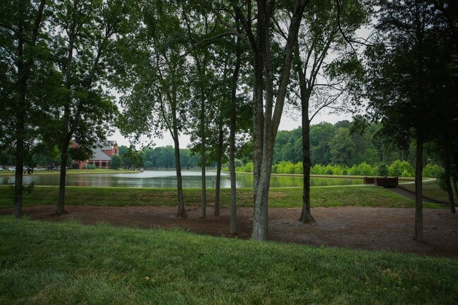 Building Photo - 9148 Hillston Ridge Rd
