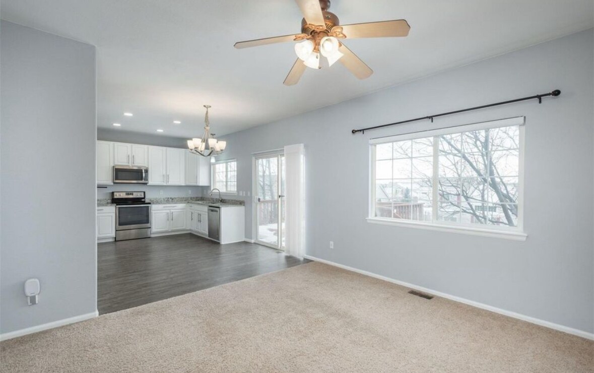 Building Photo - 2527 S Andes Cir