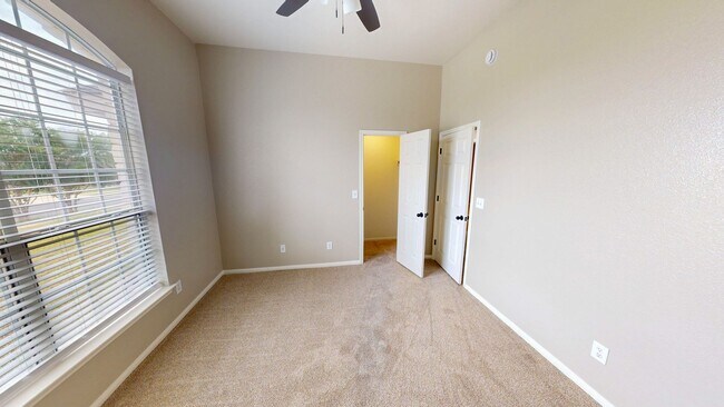 Building Photo - Charming 4-Bedroom Spacious Full-Brick Home with Modern Updates