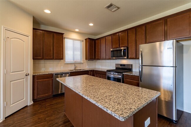 Building Photo - 11801 Jackson Fls Wy