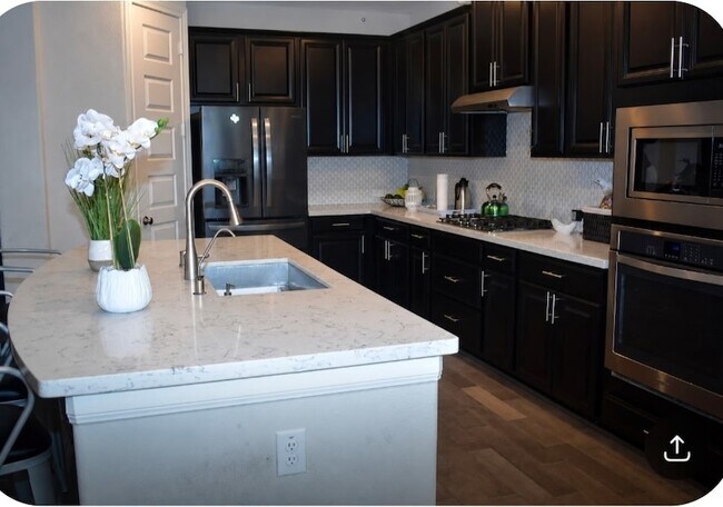 Building Photo - 11611 Arbirlot Dr