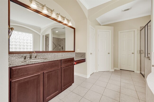 Building Photo - 3906 Point Cuero Ct