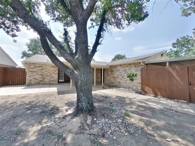 Building Photo - 5512 Squires Dr