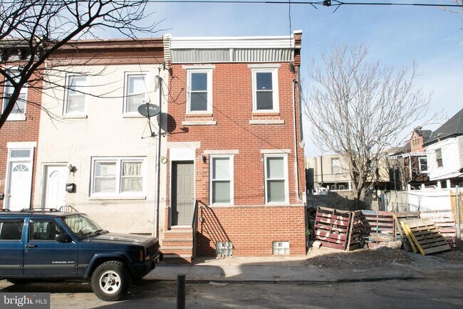 Building Photo - 1713 Fernon St