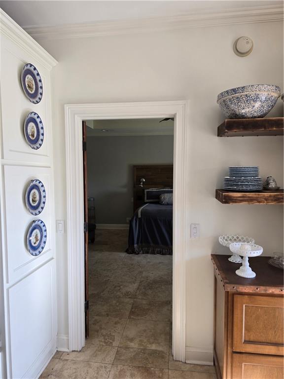 Building Photo - 205 Sutherland Dr