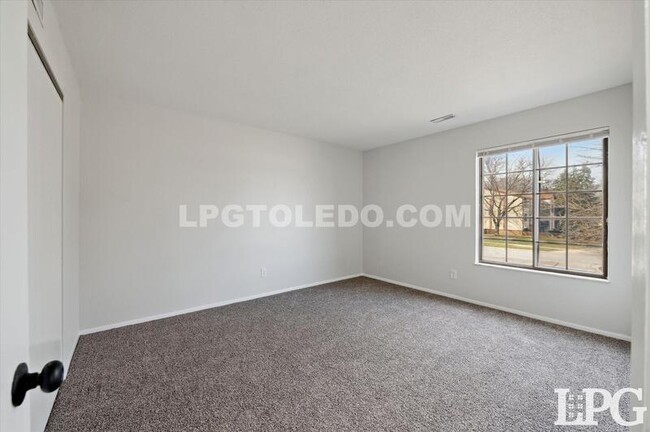 Building Photo - 1665 Brownstone Blvd