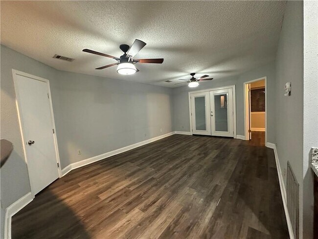 Building Photo - 177 Avant Garde Cir