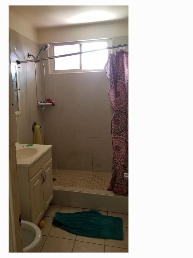 Building Photo - 3134 Brokaw St