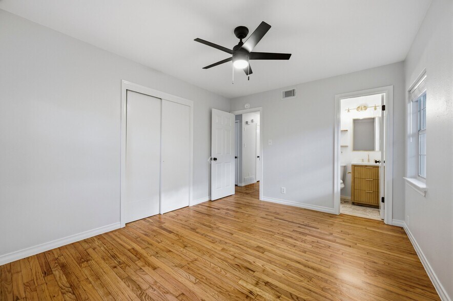 Building Photo - 1206 Bandera Ln