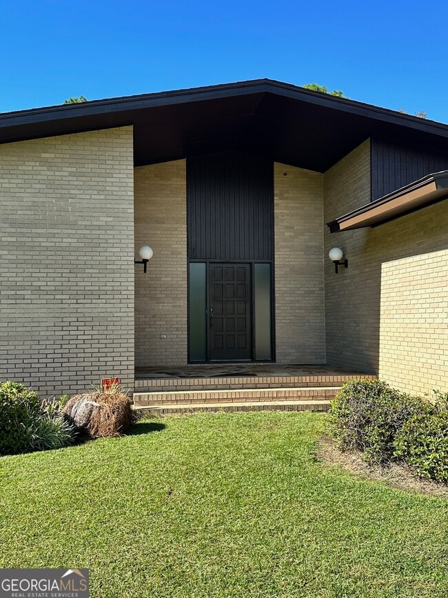 Building Photo - 5143 Nevils Daisy Rd