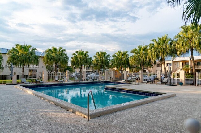 Building Photo - 16431 Blatt Blvd