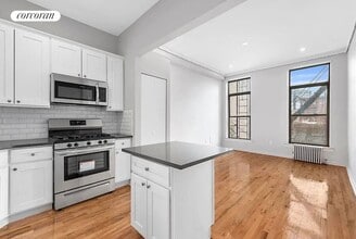 Building Photo - 42 Woodhull St