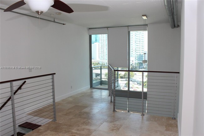 Building Photo - 690 SW 1st Ct