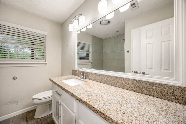 Building Photo - 9762 Tappenbeck Dr