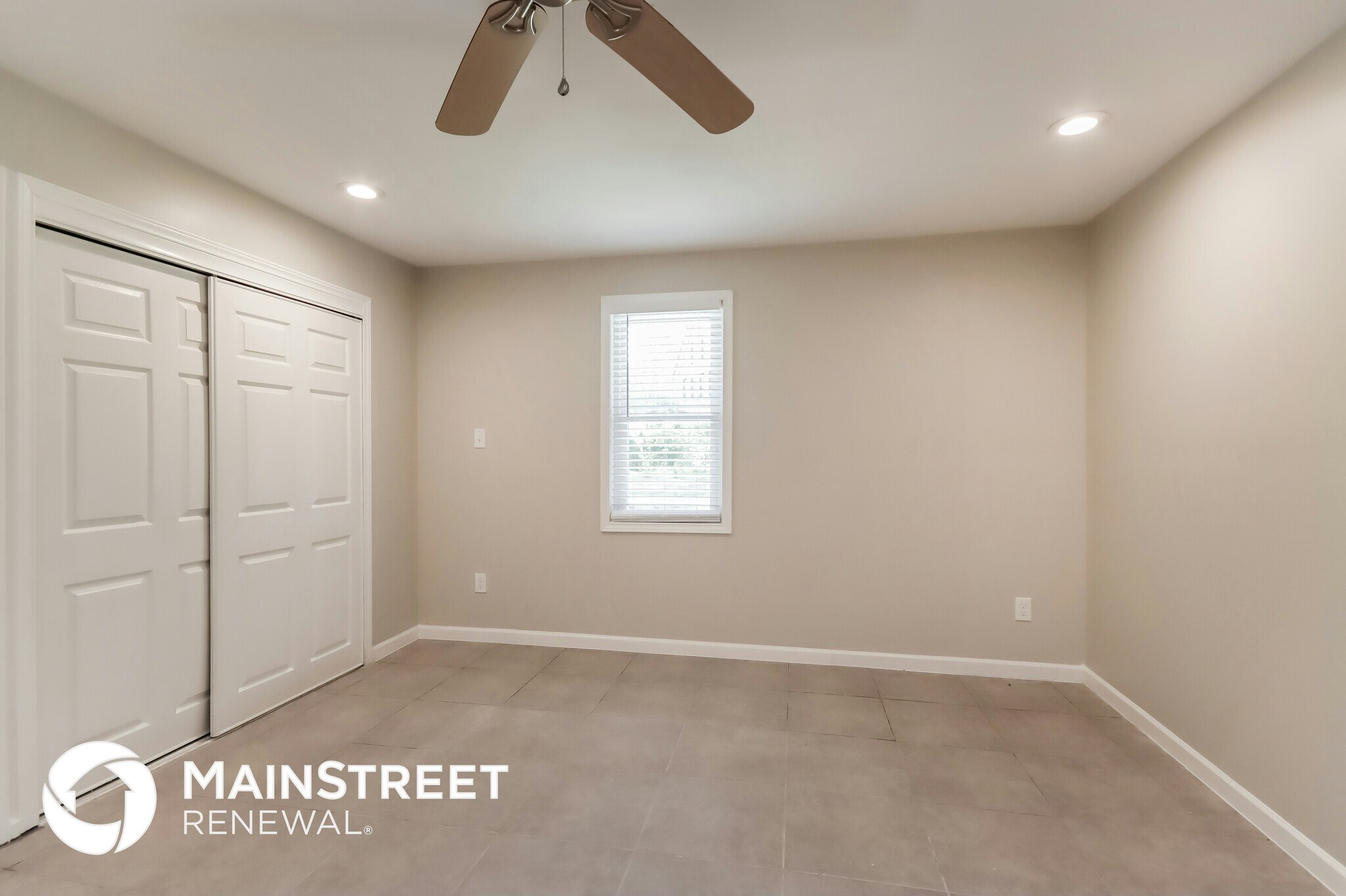 Building Photo - 24518 Pine Canyon Dr